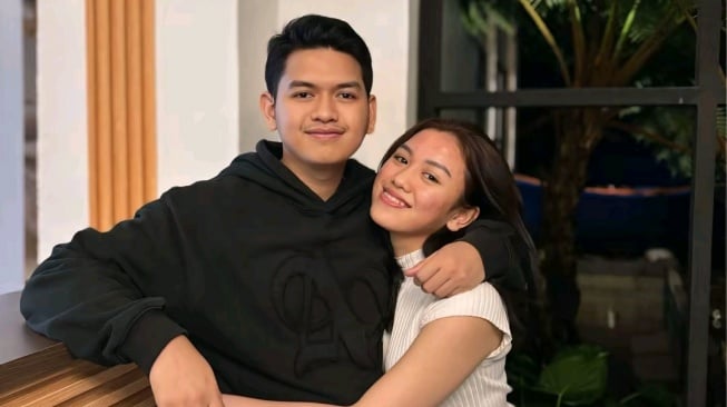 Lintang Fajar dan Laura Meizani alias Lolly (TikTok)