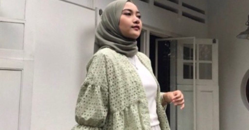 Tren Baju Lebaran 2025, dari Katbol Sampai Gamis dan Lengkap dengan Harganya
