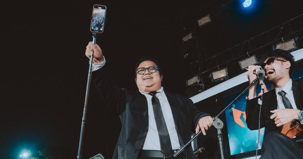 Kepergian Mendadak Gustiwiw, Musisi Nyeleneh dan Penyiar Ceria yang Tinggalkan Luka Mendalam Kepergian Mendadak Gustiwiw, Musisi Nyeleneh dan Penyiar Ceria yang Tinggalkan Luka Mendalam