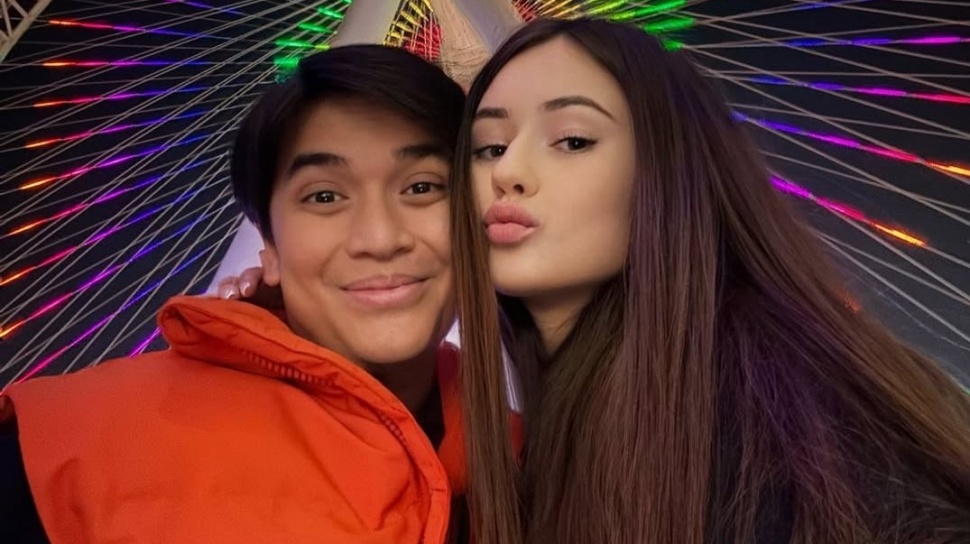 Billy Syahputra Resmi Nikahi Bule Eropa, Resepsi Digelar Tahun Depan Billy Syahputra Resmi Nikahi Bule Eropa, Resepsi Digelar Tahun Depan