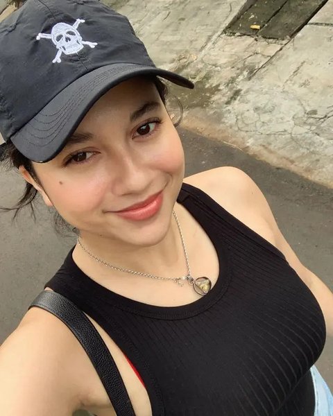 Lebih Segar dan Percaya Diri, Penampilan Cantik Sitha Marino Setelah Berhasil Turunkan Berat Badan