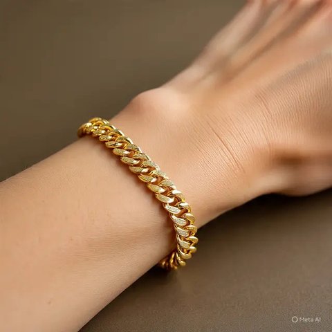 Selain Buat Investasi dan Gaya, 9 Model Gelang Emas 22 Karat 10 Gram yang Populer Bikin Penampilan Cantik