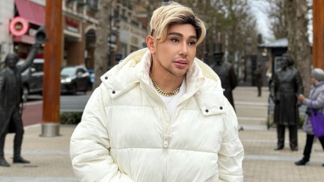 Caren Delano (instagram)