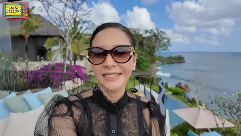 Mewah, Potret Taman Belakang dan Kolam Renang Villa Maia Estianty di Bali dengan Sentuhan Tropis