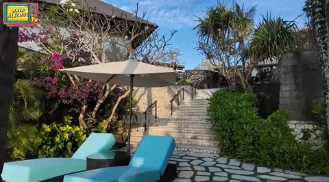 Mewah, Potret Taman Belakang dan Kolam Renang Villa Maia Estianty di Bali dengan Sentuhan Tropis