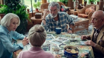 Sinopsis The Thursday Murders Club: Kuartet Pensiunan Cerdas Ungkap Misteri Pembunuhan di Netflix