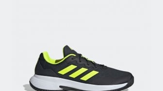 Tampil Maksimal di Lapangan, Ini Alasan Adidas Gamecourt 2.0 Jadi Sepatu Tenis Andalan untuk Pemula