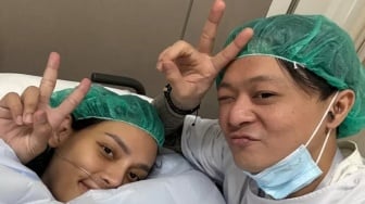 DJ Bravy Gendong Bayi Erika Carlina, Siap Jadi Ayah atau Cuma Simpati ke Pacar?