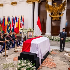 Penghormatan Terakhir untuk Staf KBRI Zetro Leonardo Purba yang Meninggal di Peru