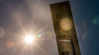 Cuaca Panas Ekstrem di Indonesia Kapan Berakhir? Hujan dan Petir Hari Ini Melanda Beberapa Daerah