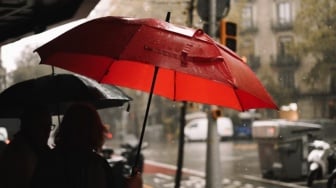 10 Tips Menjaga Kesehatan saat Musim Hujan, Tubuh Tetap Fit