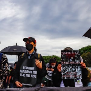 Aksi Kamisan: 27 Tahun Tragedi Semanggi I, Negara Pilih Muliakan Soeharto Ketimbang Keadilan