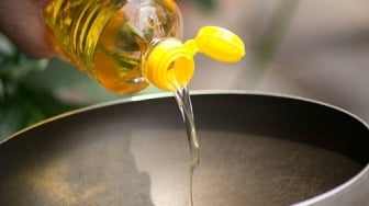 Modal Rp1.000 Bisa Bawa Pulang Minyak Goreng 1 Liter, Cek Cara Klaim Promo Shopee di Sini!