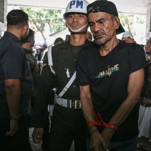 Operasi Gabungan Bongkar Jaringan Narkoba Terstruktur di Kampung Berlan