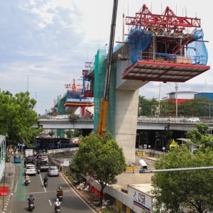 Pembangunan LRT Jakarta Fase 1B Tembus 80 Persen, Siap Beroperasi Agustus 2026