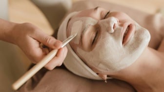 Cara Bikin Masker Buatan Sendiri dengan 7 Bahan Dapur: Cantik Alami, Kulit Cerah dan Berseri